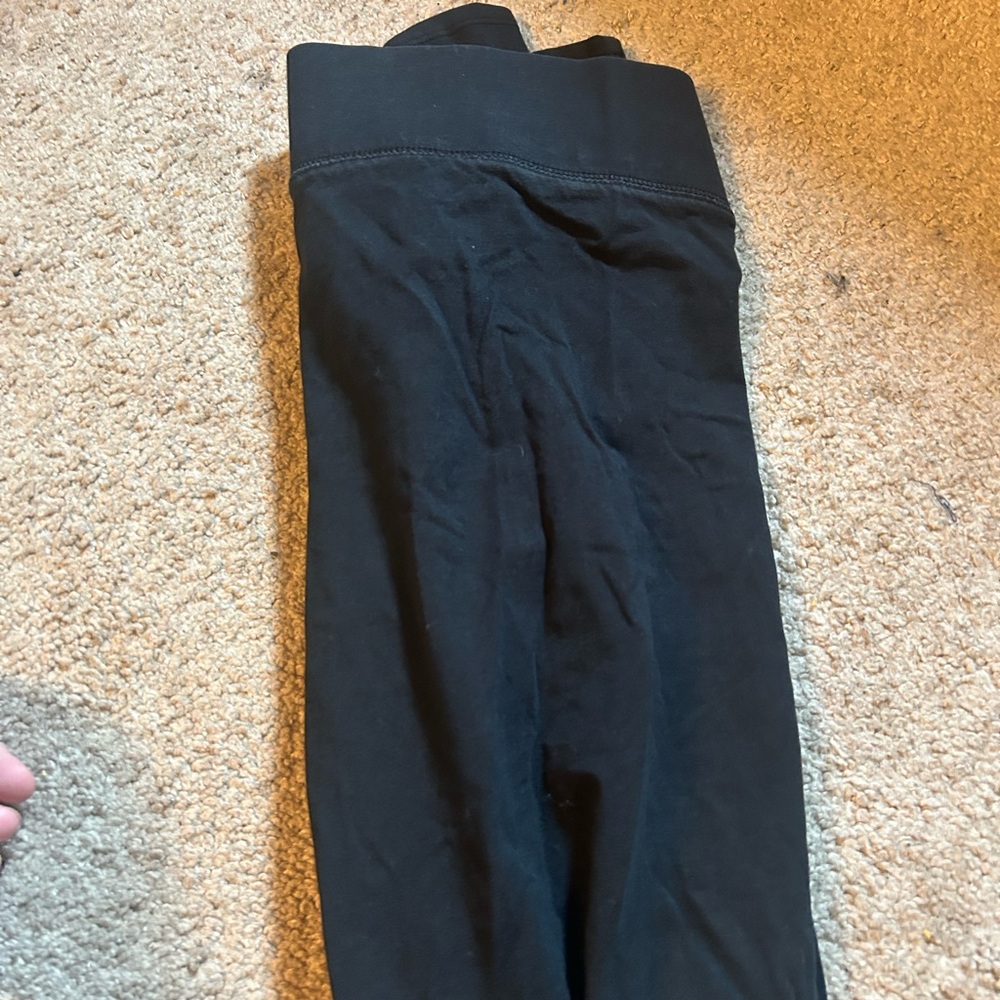 Black leggings